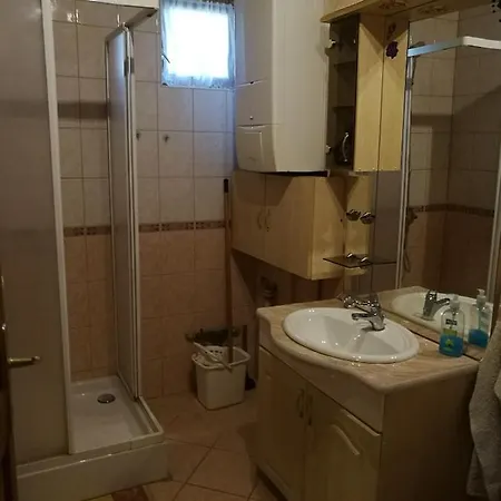 Apartment Gergely Vendeghaz Zirc